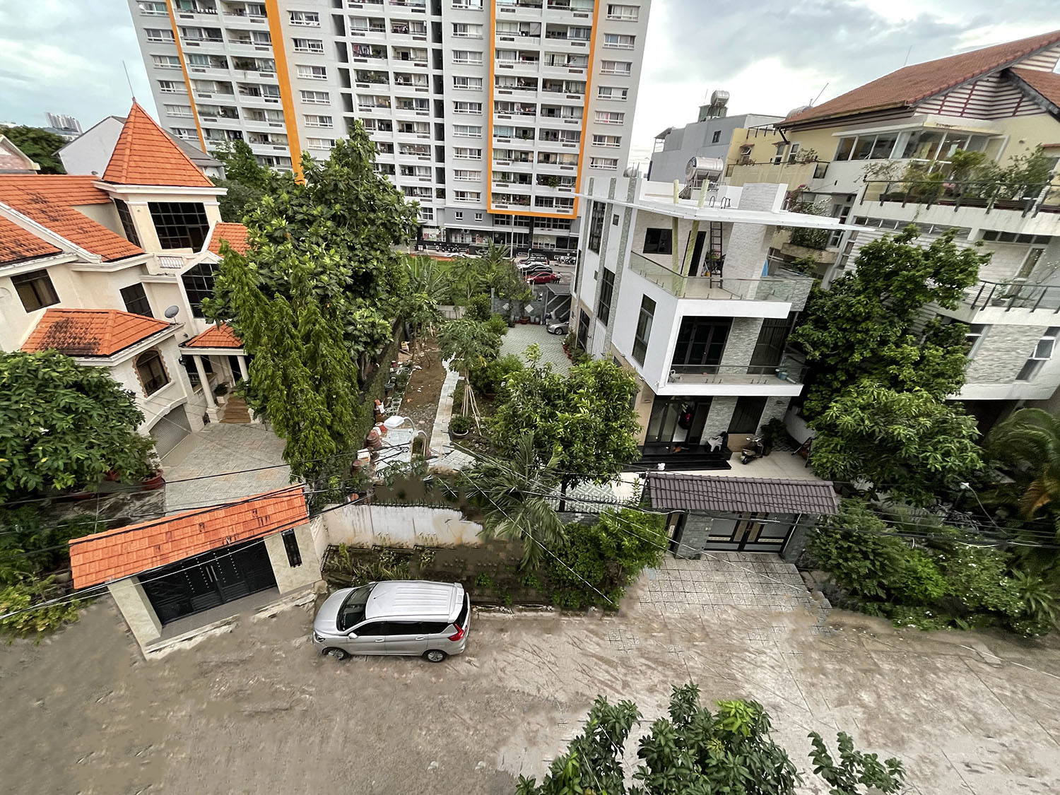Bán nhà Đường Phạm Văn Đồng, Thành Phố Thủ Đức Tuyệt phẩm 3 lầu căn góc 2 mặt tiền hẻm nhựa 8m